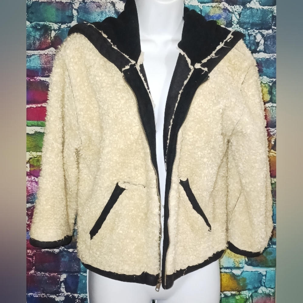 Anthropology ATKO Woman's Faux Shearling Hooded Jacket Size Small